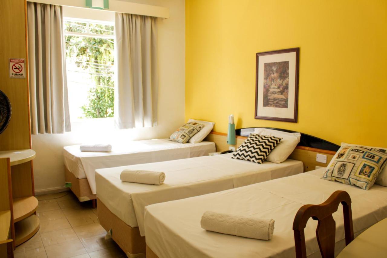 Hotel Blumenau Centro กูรีตีบา ภายนอก รูปภาพ