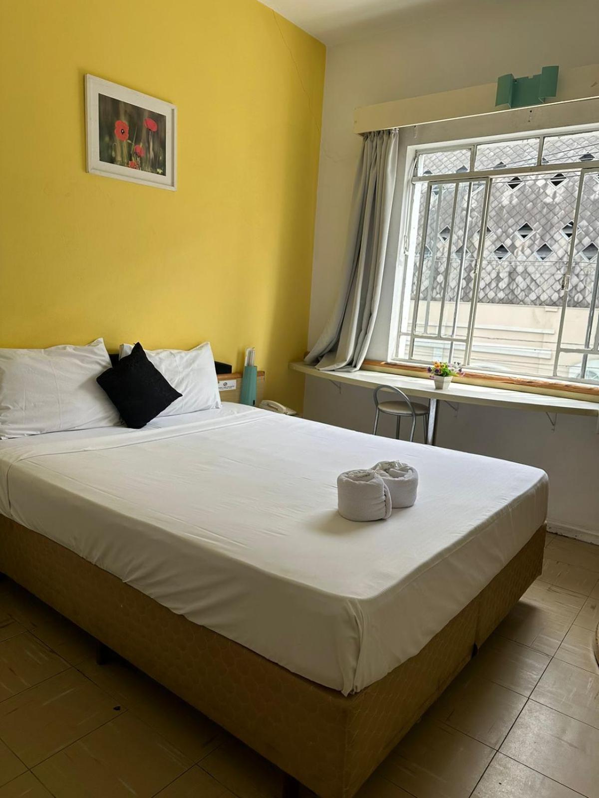Hotel Blumenau Centro กูรีตีบา ภายนอก รูปภาพ