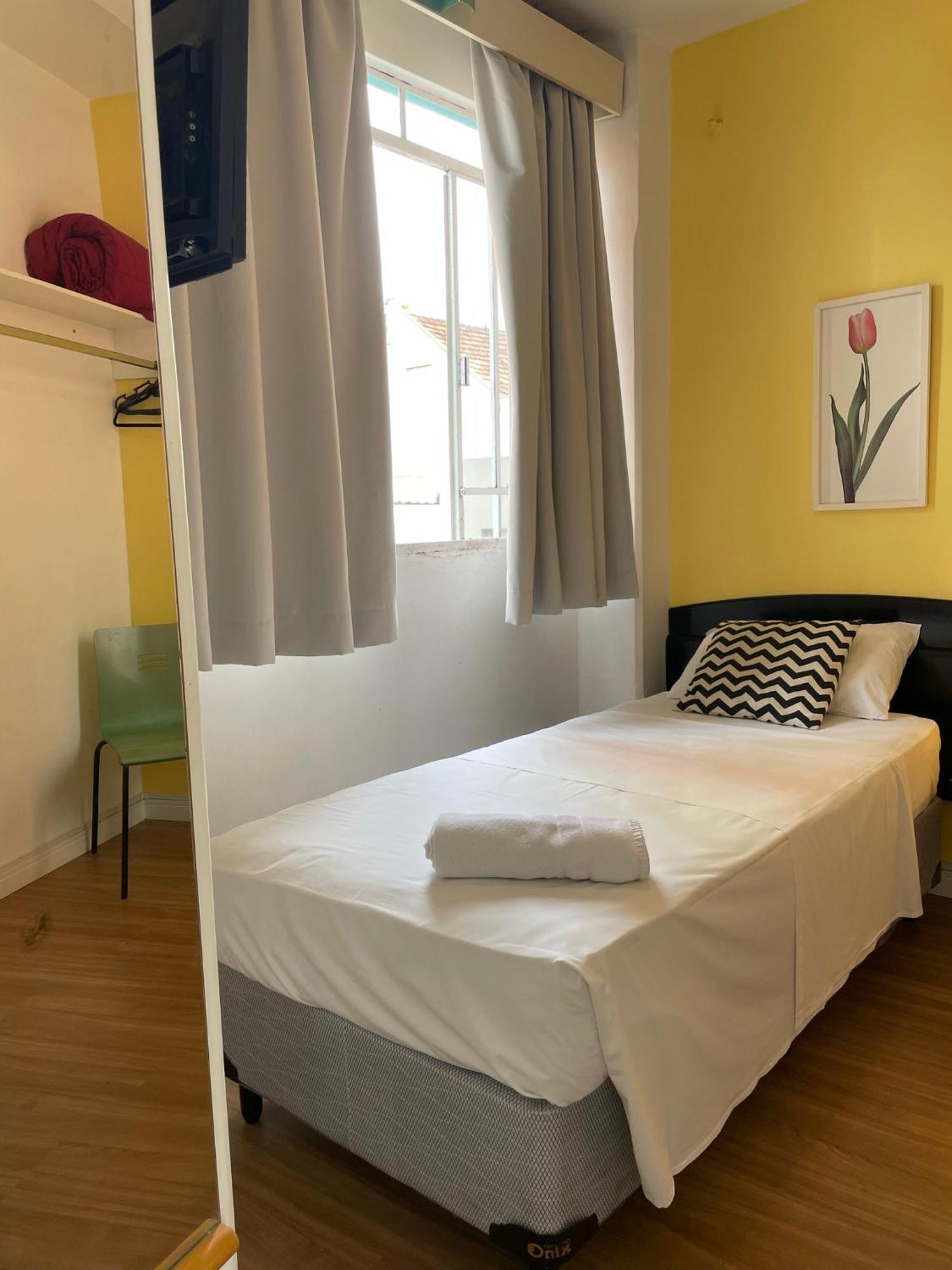 Hotel Blumenau Centro กูรีตีบา ภายนอก รูปภาพ