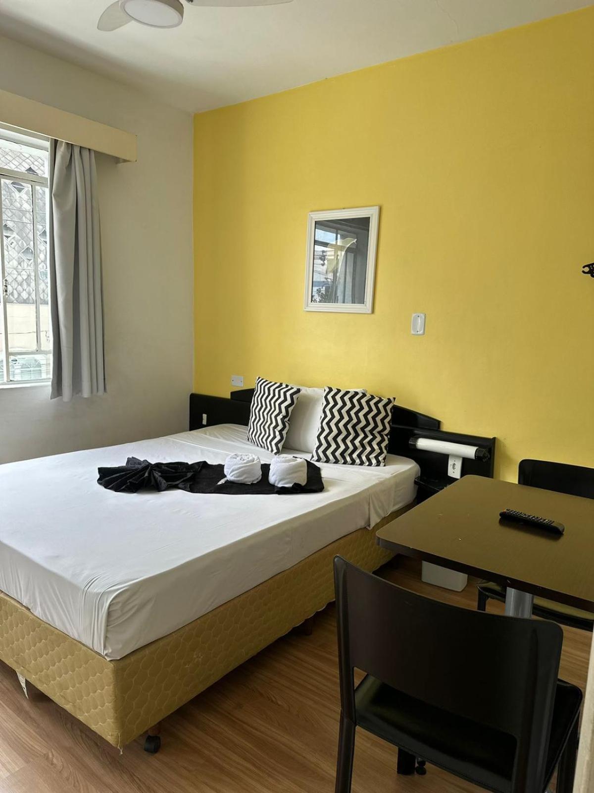 Hotel Blumenau Centro กูรีตีบา ภายนอก รูปภาพ
