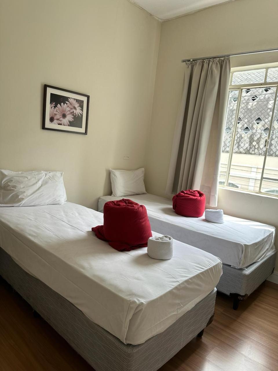 Hotel Blumenau Centro กูรีตีบา ภายนอก รูปภาพ