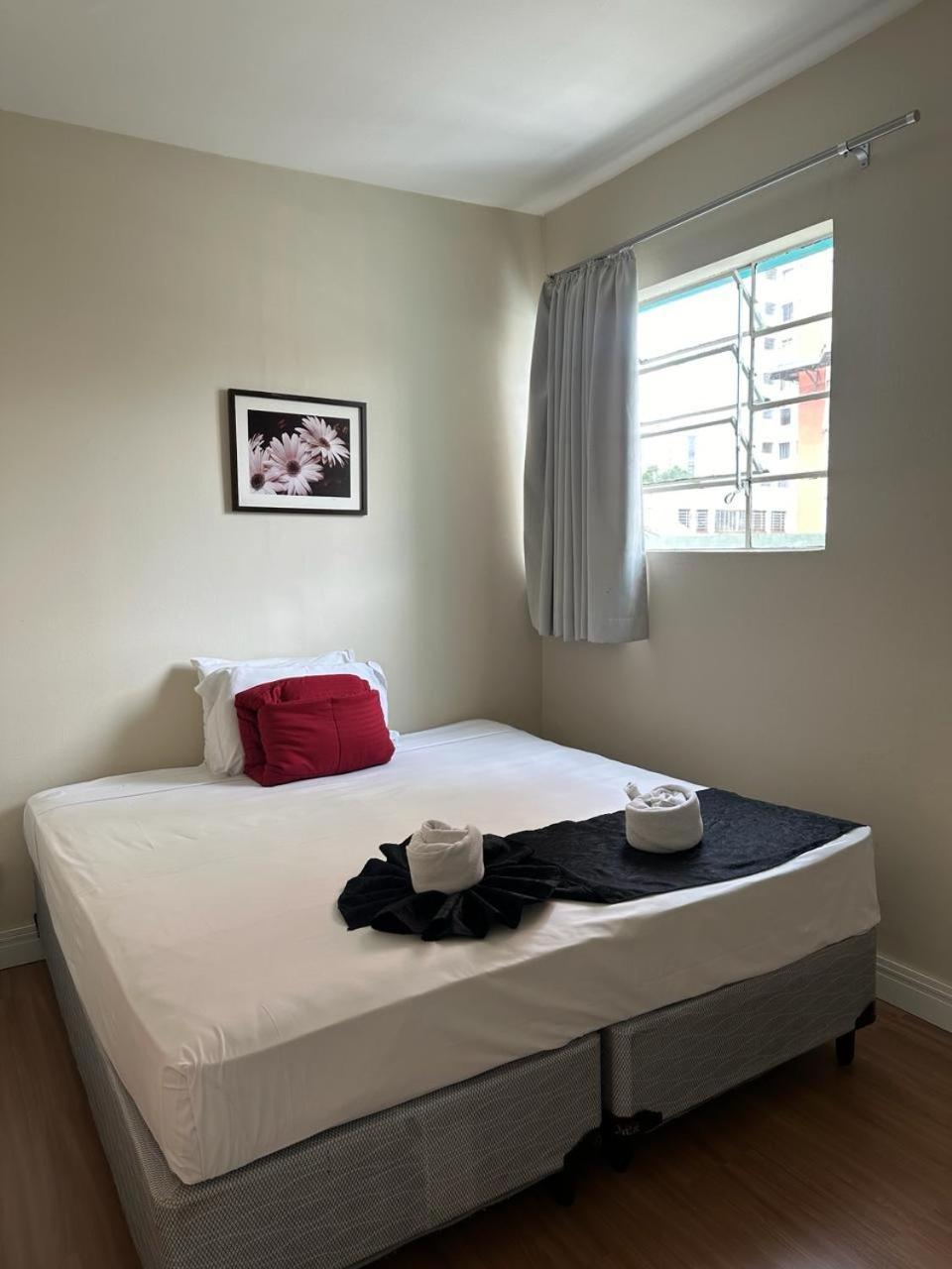Hotel Blumenau Centro กูรีตีบา ภายนอก รูปภาพ