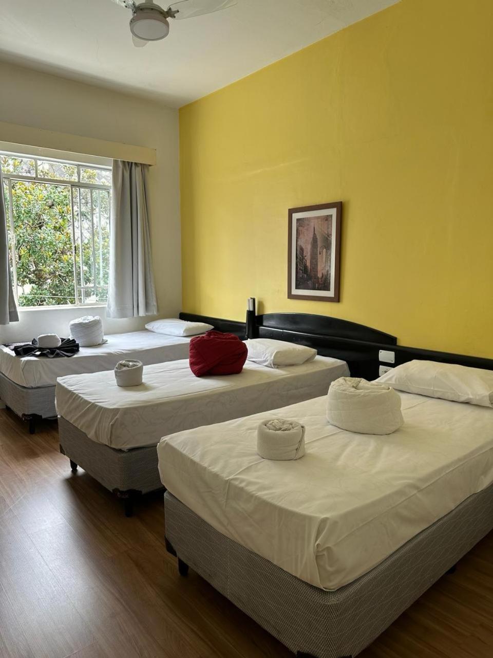 Hotel Blumenau Centro กูรีตีบา ภายนอก รูปภาพ