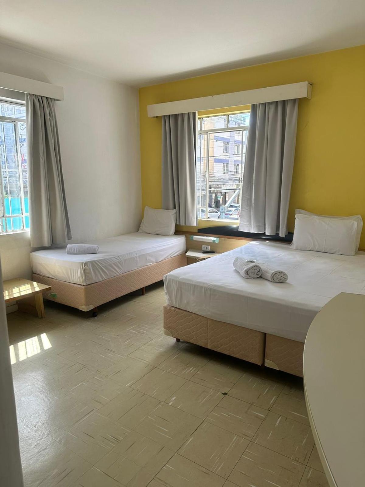 Hotel Blumenau Centro กูรีตีบา ภายนอก รูปภาพ
